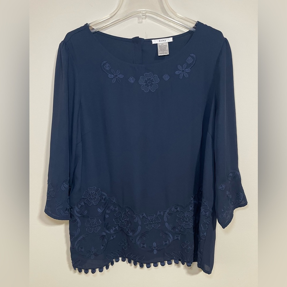 Esley Navy Women's Embroidered Floral 3/4 Sleeve Blouse